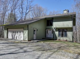 218 Whitman Rd, Hancock, MA 01237