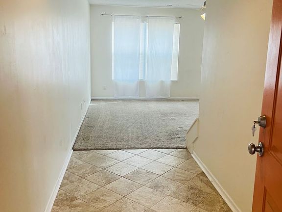 2nd image of 827 Whitetail Ct