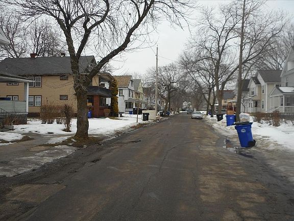 5th image of 10833 Olivet Ave