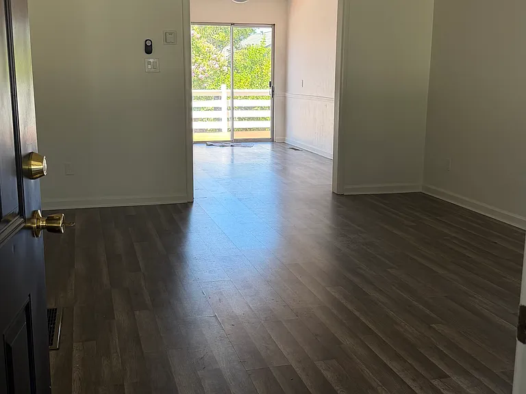 3869 Vineyard Ave — Photo 3