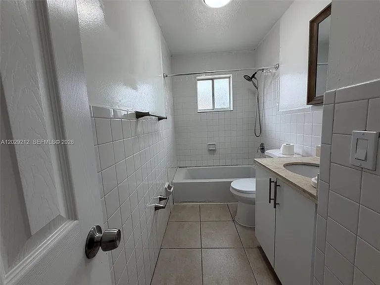 3021 W 76th St #C-201 — Photo 18