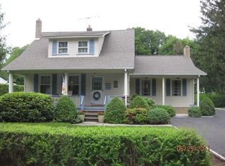 162 Wyckoff Ave, Wyckoff, NJ 07481