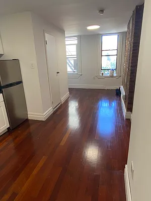 Rented by MOTION New York | media 10