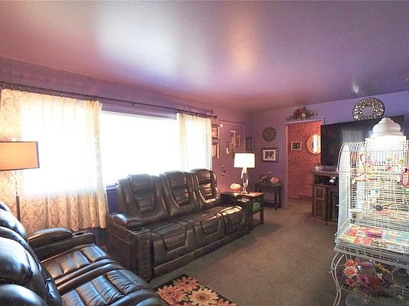 3rd image of 5100 W Gill Pl