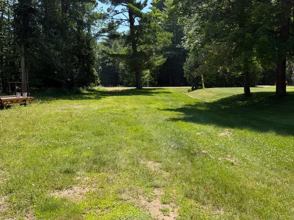 228 Staley Rd, Morrisonville, NY 12962