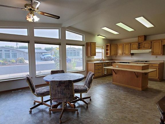 4th image of 1830 Magnolia Ct