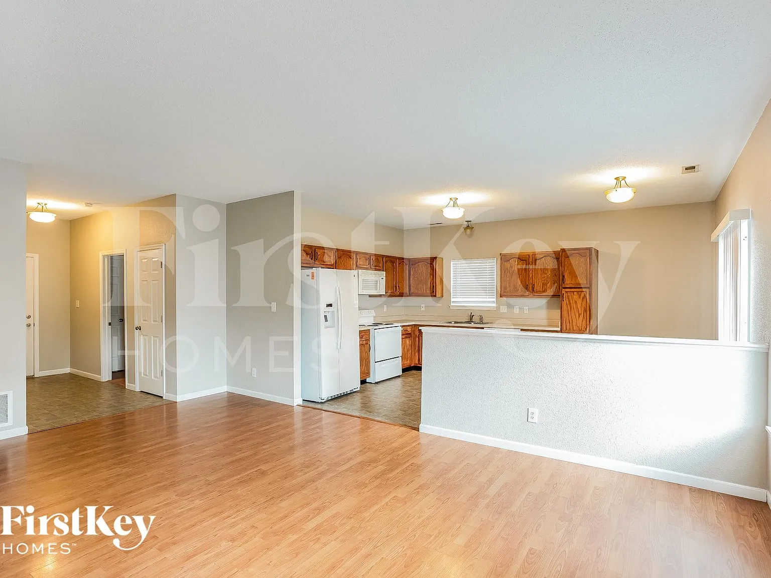 3 bed, 2.0 bath, 1415 sqft, $2,230 — Photo 4