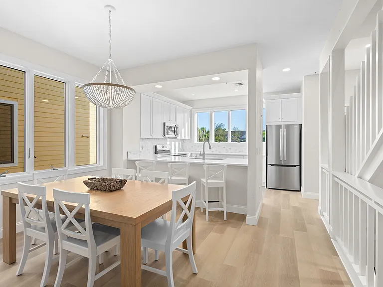 611 Cedars Ct #611 — Photo 3
