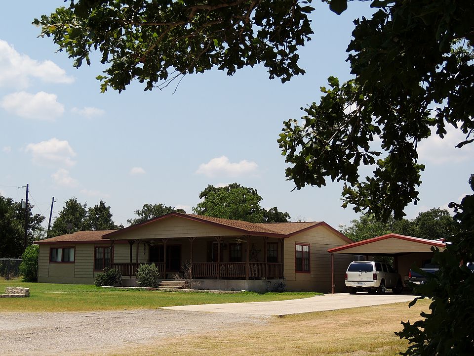 1st image of 896 Lakeview Dr