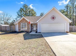 189 Millstone Dr, Commerce, GA 30530