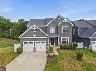 416 Crab Apple Dr, Stafford, VA 22554