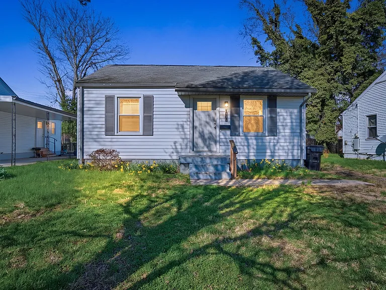 1008 S 45th St — Photo 3