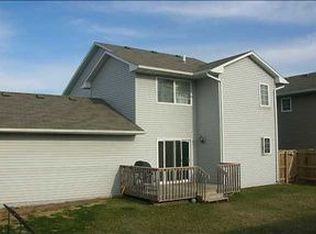 2616 Whispering Ridge Dr, Des Moines, IA 50320