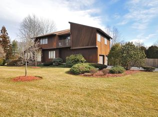 36 Herron Ct, Harrington Park, NJ 07640
