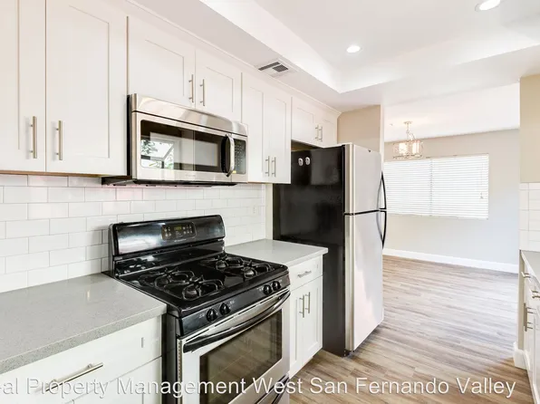 21021 1/2 Gault St #9, Los Angeles, CA 91303