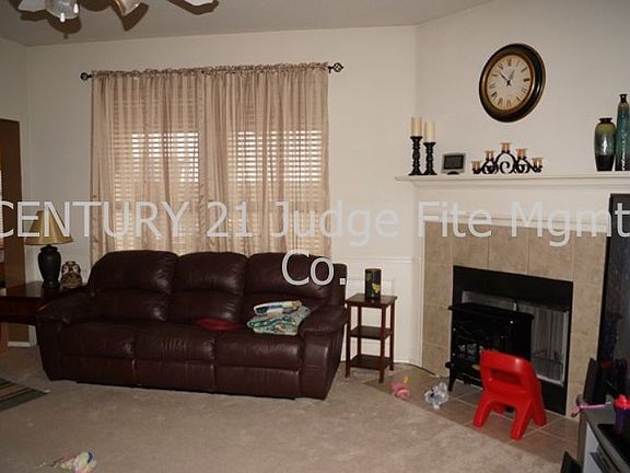4th image of 517 Covent Garden Pl