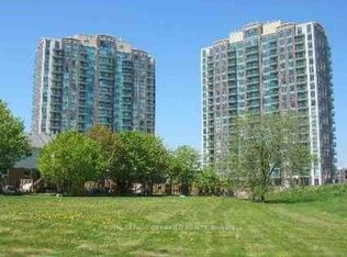 4889 Kimbermount Ave #304, Mississauga, ON L5M 7R9