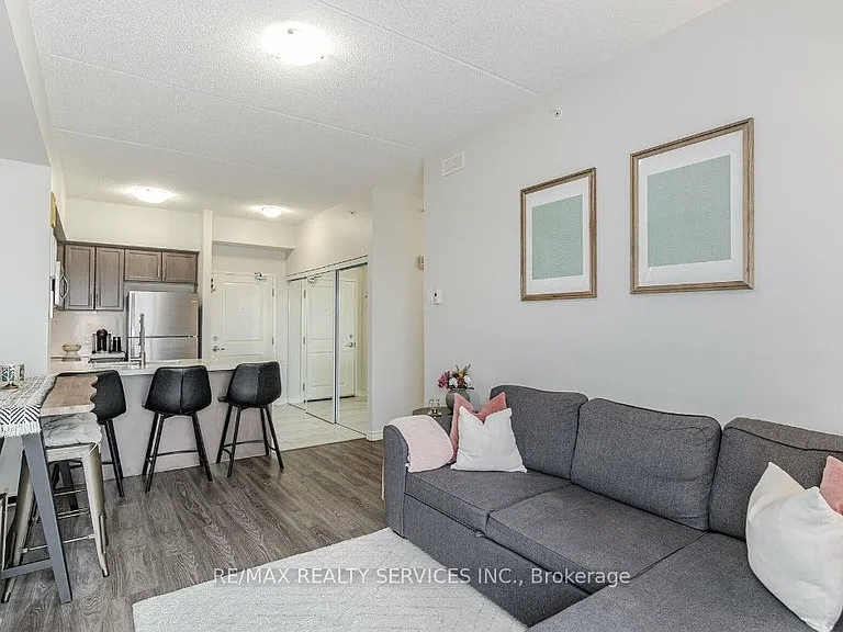 630 Sauve St #510 — Photo 9