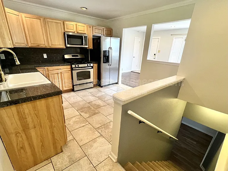1235 S Patton Ct — Photo 11