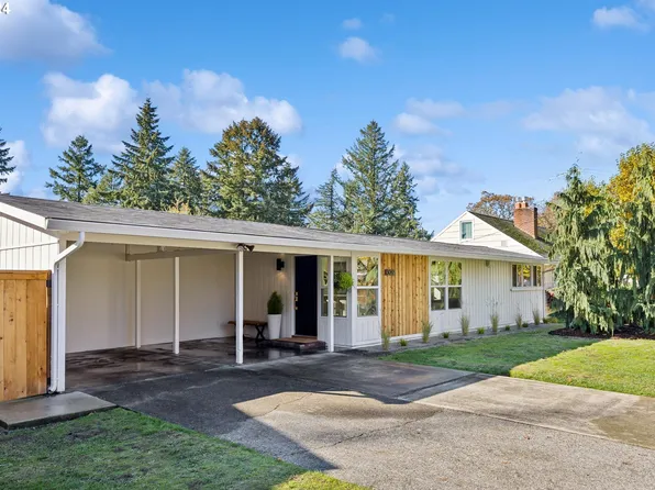 309 NW Overlook Dr, Vancouver, WA 98665