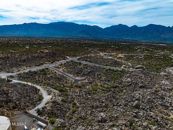 3rd image of 1768 W Tortolita Mountain Cir #581