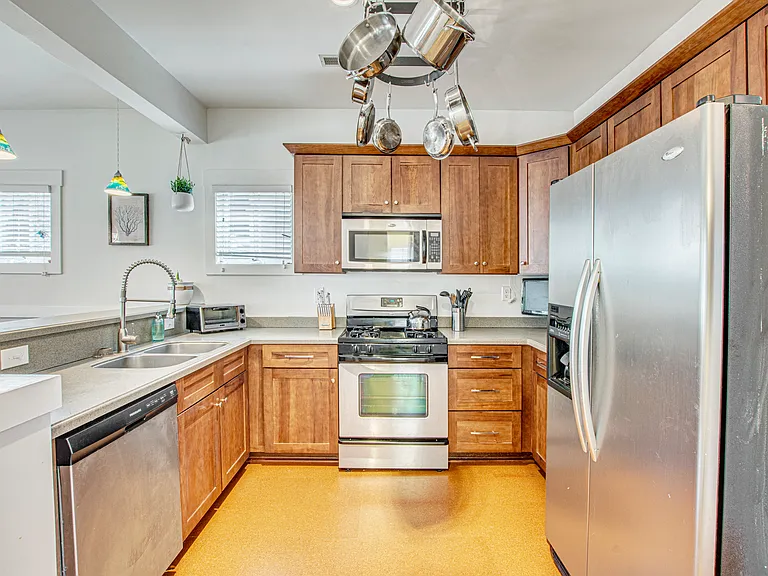 5174 Celtic Dr — Photo 21