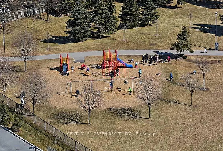4655 Glen Erin Dr #Penthouse 4-4 — Photo 25