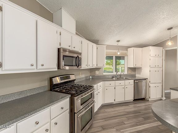 3rd image of 11275 N 99TH Avenue #118