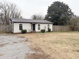 4698 Mandy Ln, Murfreesboro, TN 37129