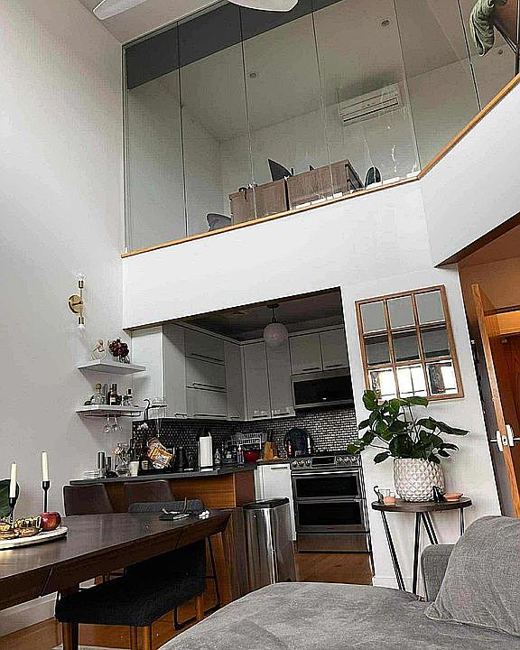 2nd image of 155 Newel St #4B