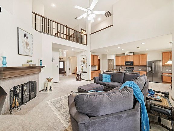5th image of 231 Summer Creek Ln