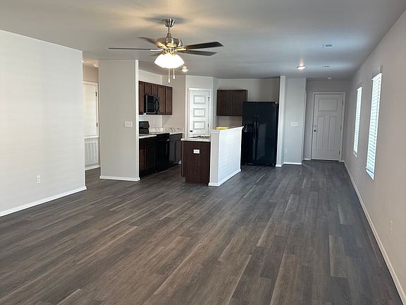 4th image of 1752 Breckenridge St