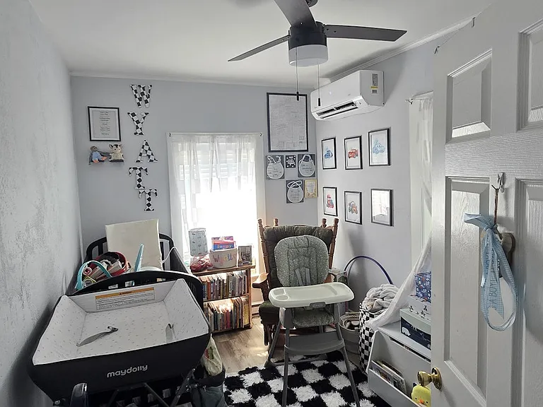 50 Meadow St #1 — Photo 6