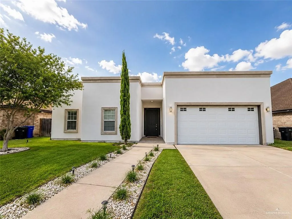 3 bed, 2.0 bath, 2120 sqft, $1,950 — Photo 1