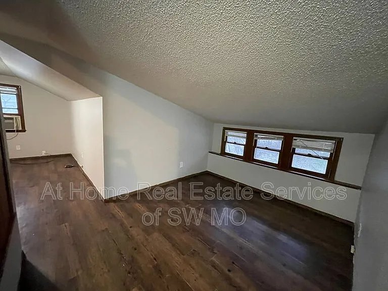 635 S Main Ave #3 — Photo 4