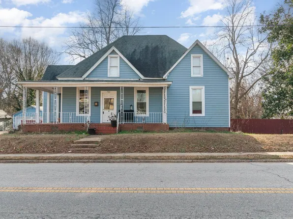 722 Union St, Gaffney, SC 29340