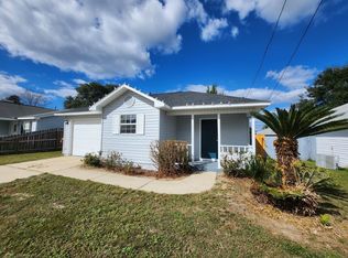 419 Apple Dr, Crestview, FL 32536