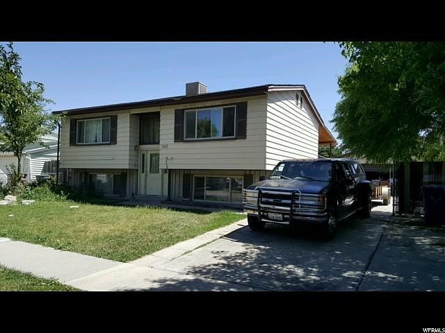 1st image of 1831 W Mojave Dr
