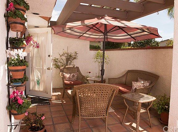 3rd image of 806 Calle Los Gatos