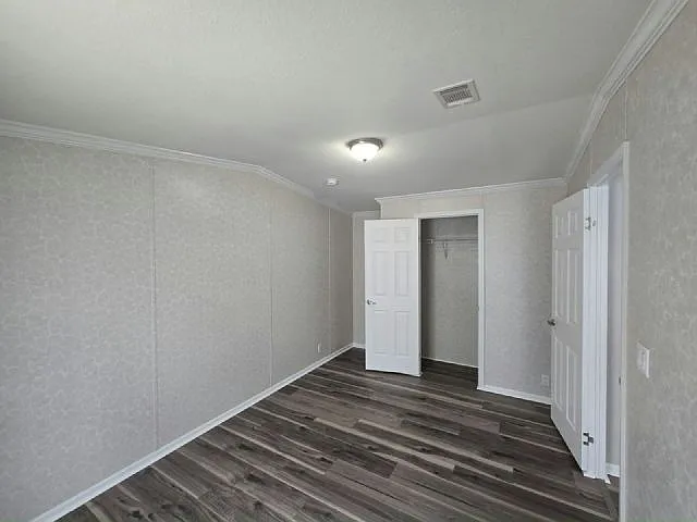 4000 24th St N #305 — Photo 5
