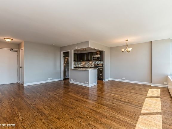 4th image of 3550 N Lake Shore Dr APT 1606