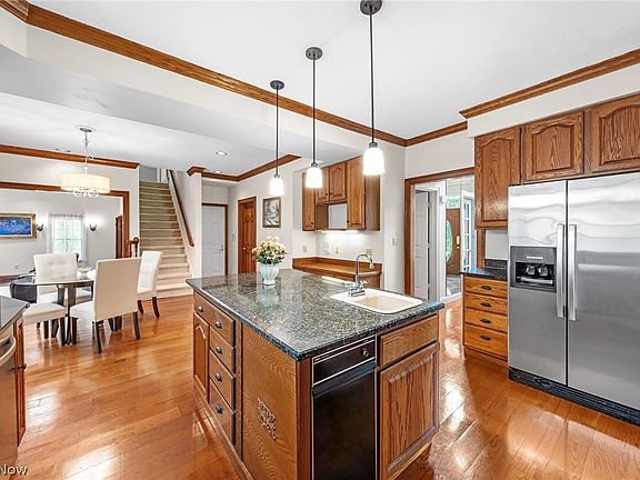 3rd image of 6170 Nicholson Dr