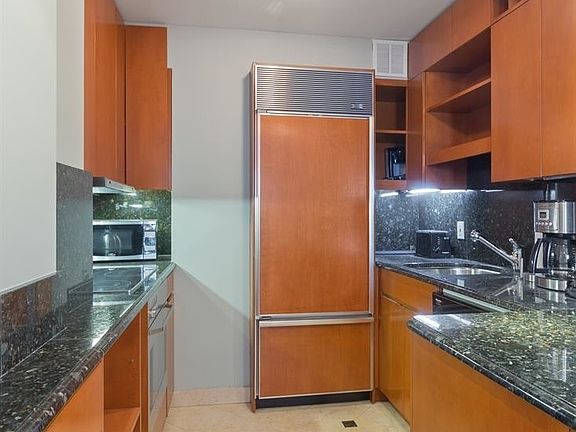4th image of 230 Central Park W APT 15G
