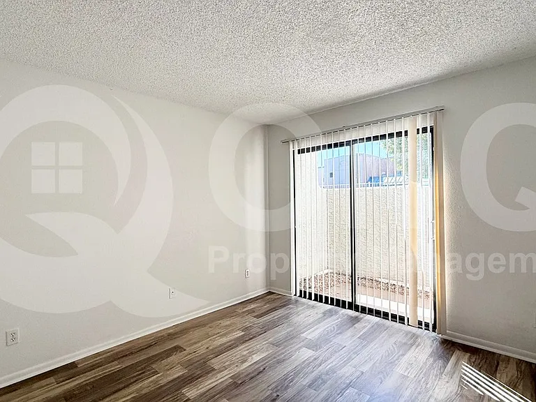 850 S River Dr #1084 — Photo 13