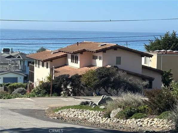395 Drake St, Cambria, CA 93428