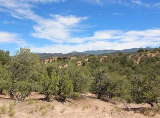 91 Circle Dr, Santa Fe, NM 87501