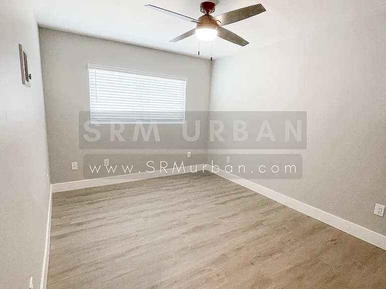 4572 34th St #4 — Photo 11