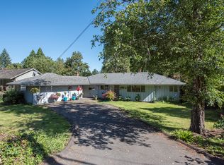 2255 Greentree Rd, Lake Oswego, OR 97034