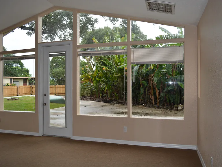 6527 Walton Way — Photo 20