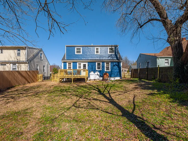 6525 W Grace St — Photo 25